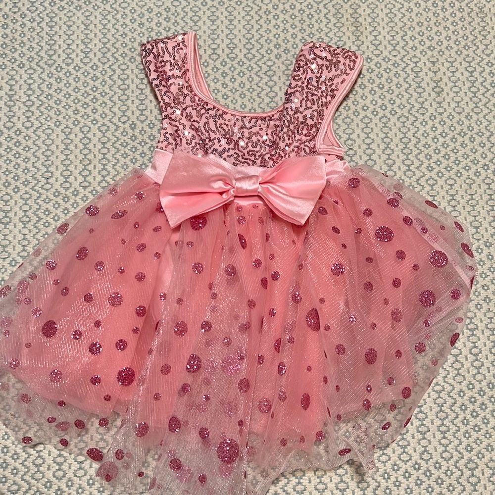 Little girls pink dress up tutu perfect for Halloween costume for pretend play